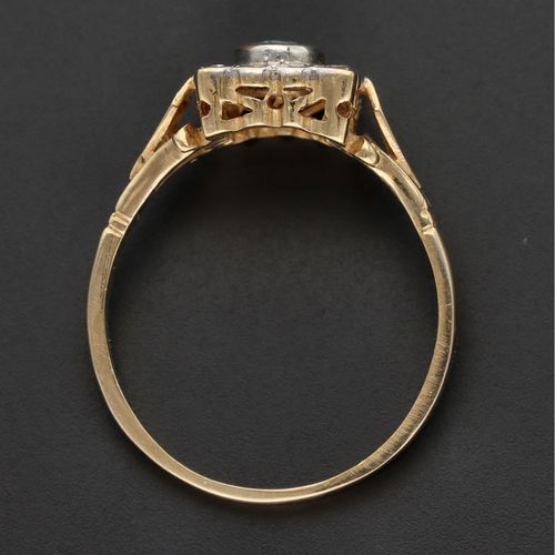 Gold Art Deco Style Sapphire Diamond Ring image-6