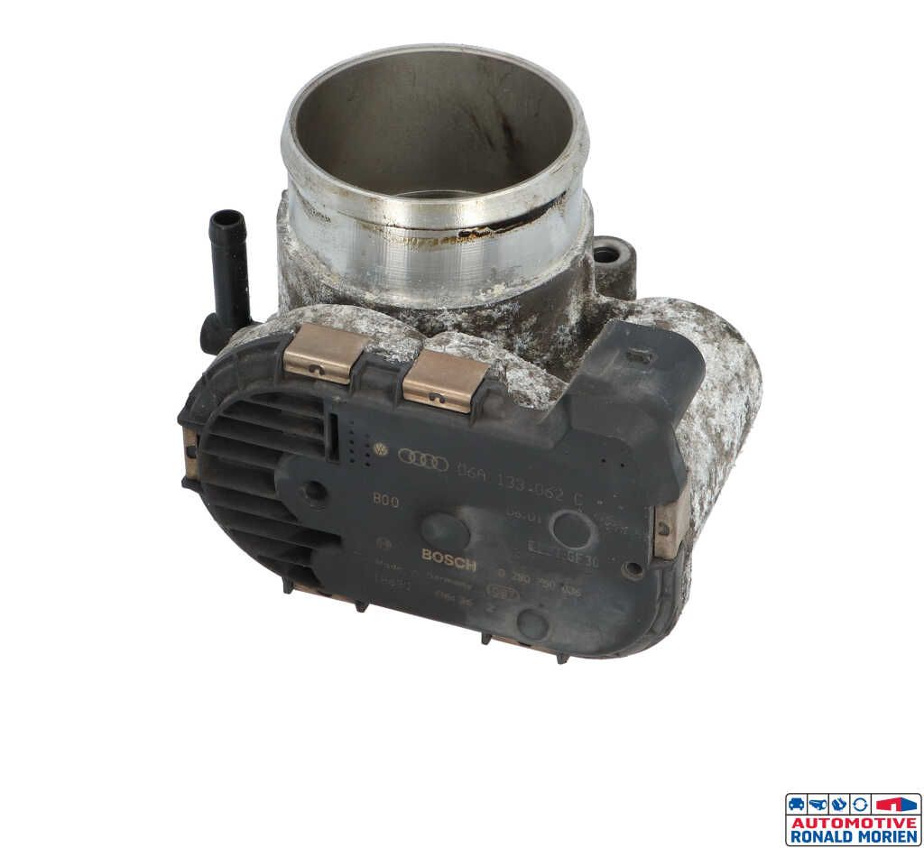 Used Throttle body Audi TT (8N3) 1.8 T 20V Quattro Price € 29,00 Inclusive VAT offered by Automaterialen Ronald Morien B.V.