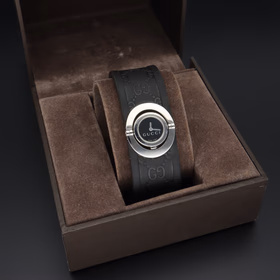 Gucci Twirl 112 Black Rubber & Steel Watch