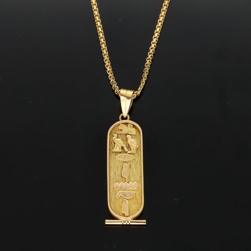 18ct Gold Egyptian Pendant Necklace image-1