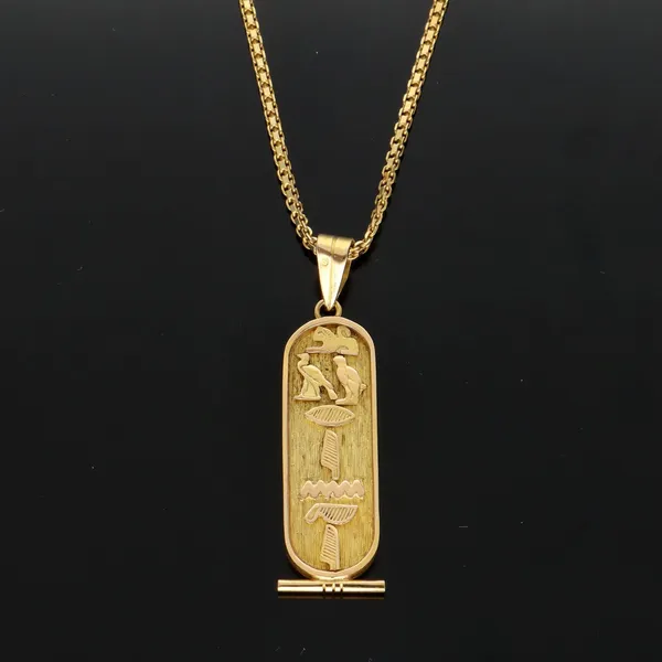 18ct Gold Egyptian Pendant Necklace