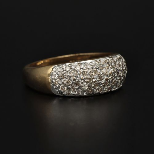 9ct Gold Diamond Ring image-1