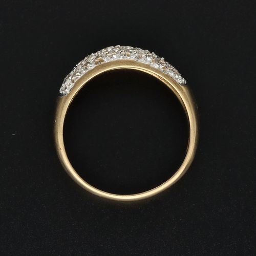 9ct Gold Diamond Ring image-6