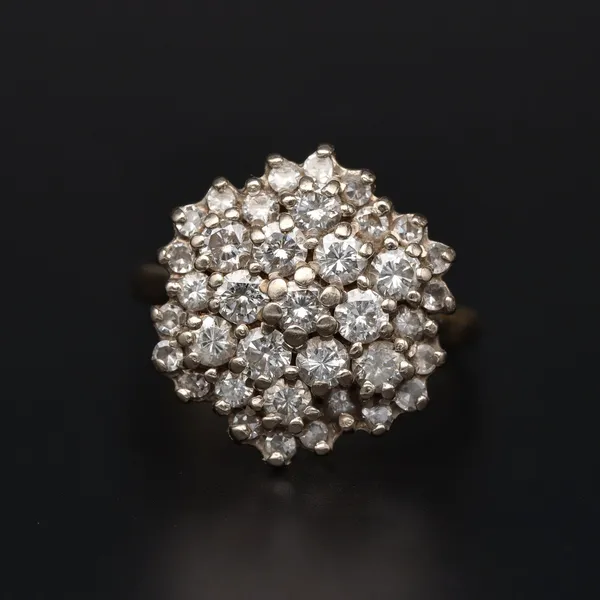 18ct Gold Diamond Cluster Ring
