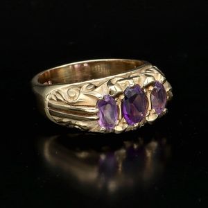 Vintage 9ct Gold Three Stone Amethyst Ring