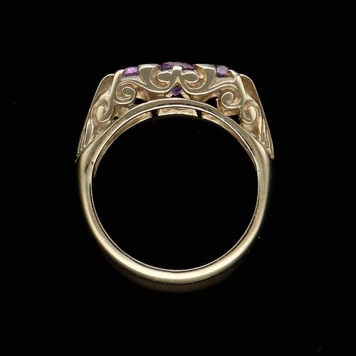 Vintage 9ct Gold Three Stone Amethyst Ring image-6