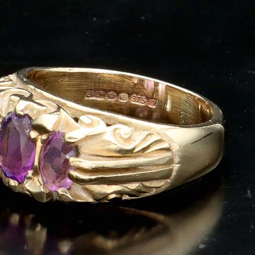 Vintage 9ct Gold Three Stone Amethyst Ring image-4