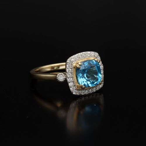 9ct Gold Blue Topaz and Diamond Ring image-1