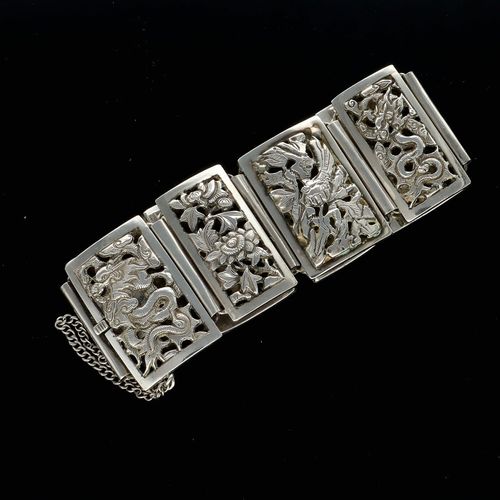 Chinese Export Silver Panel Bracelet image-4