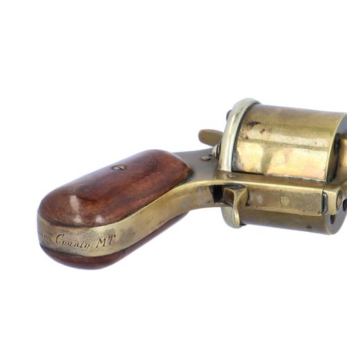 Victorian Brass Pistol Shaped Vesta Case/Cigar Cutter image-4
