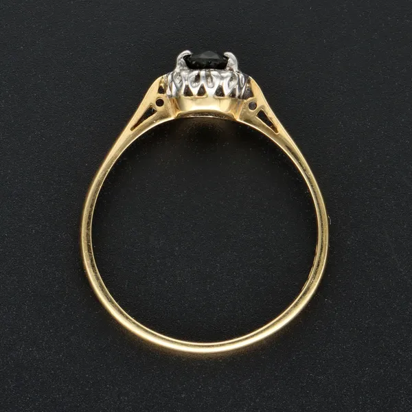 18ct Gold Oval  Sapphire and Diamond Cluster Ring