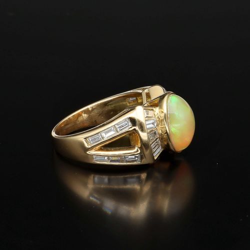 18ct Gold Opal and Diamond Ring image-3
