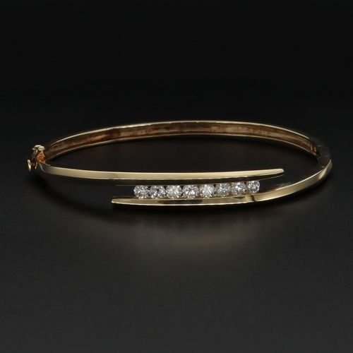 14ct Gold and Diamond Bracelet image-1