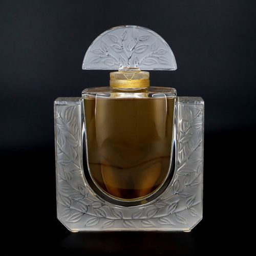Lalique Large Flacon Splash Perfume Bottle image-2