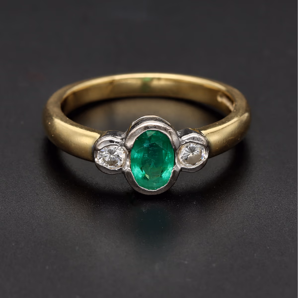 18ct Gold Emerald and Diamond Ring