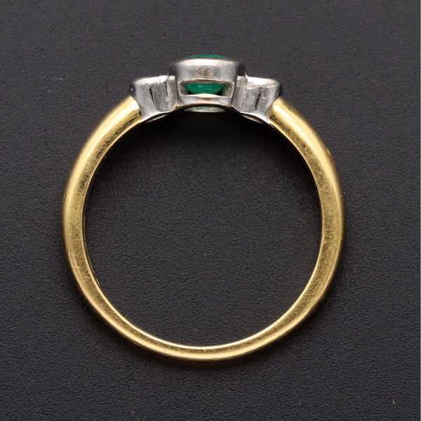 18ct Gold Emerald and Diamond Ring