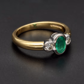 18ct Gold Emerald and Diamond Ring