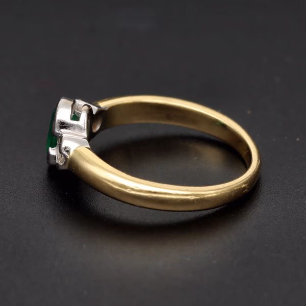 18ct Gold Emerald and Diamond Ring