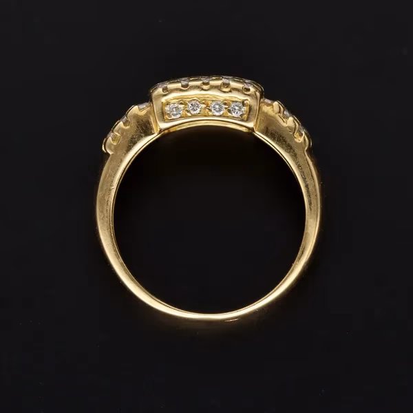18ct Yellow Gold & Diamond Ring