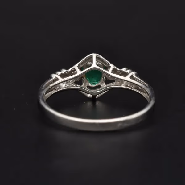14ct Gold Emerald  Diamond Ring