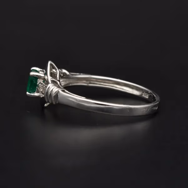 14ct Gold Emerald  Diamond Ring
