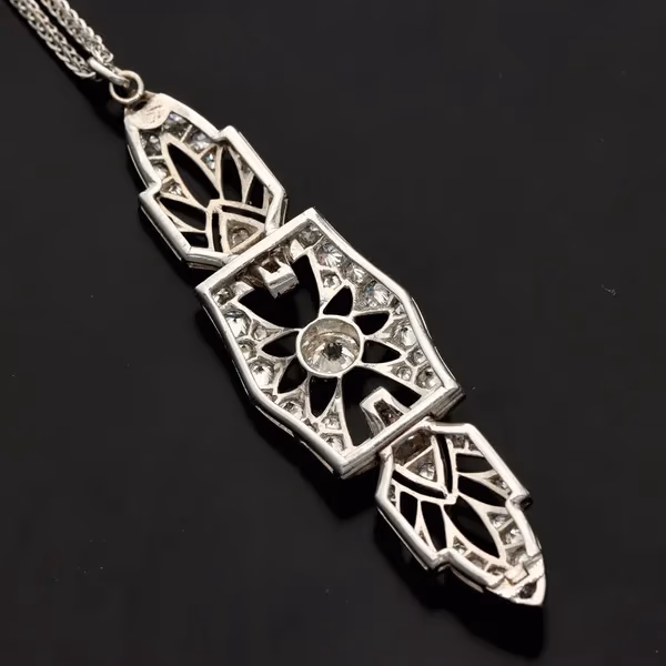 Victorian White Gold Diamond Set Pendant Necklace