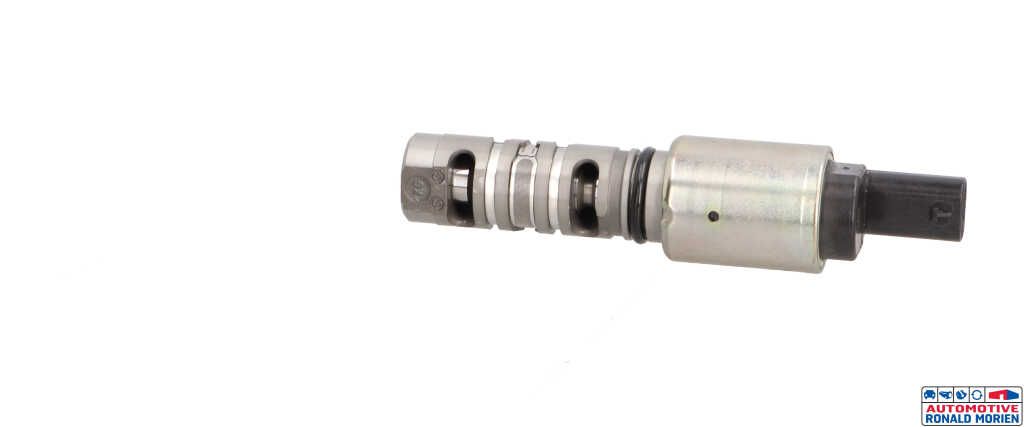 New Camshaft adjuster Volkswagen Golf VII (AUA) 1.4 TSI 16V Price € 35,01 Inclusive VAT offered by Automaterialen Ronald Morien B.V.