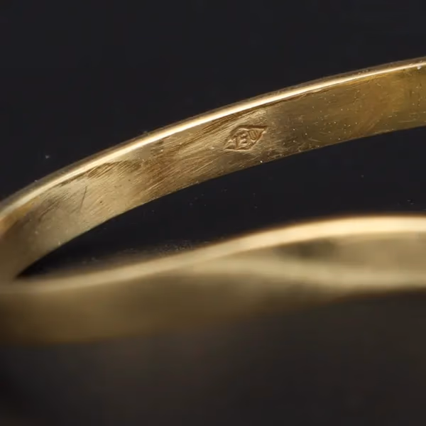 18ct Gold Diamond Ring