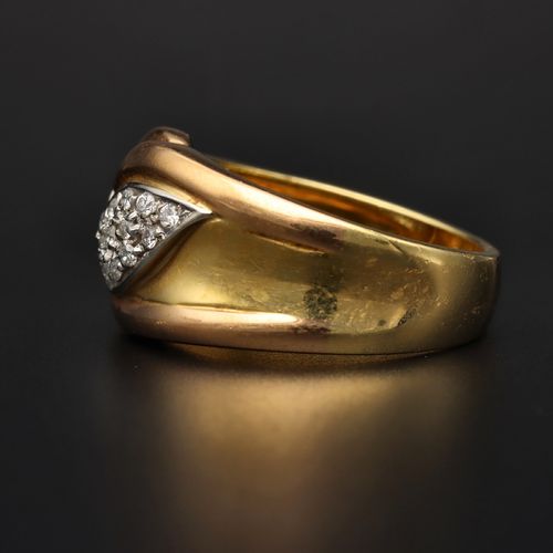 18ct Gold Diamond Snake Ring image-3