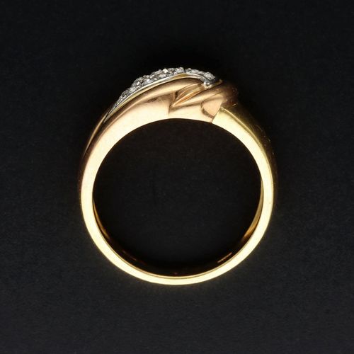 18ct Gold Diamond Snake Ring image-6