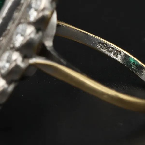 18ct Yellow Gold Diamond & Emerald Cluster Ring