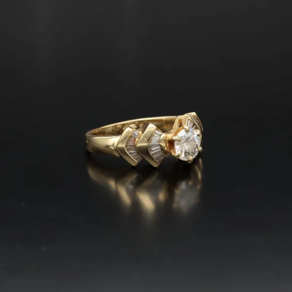 18ct Gold Diamond Solitaire Ring