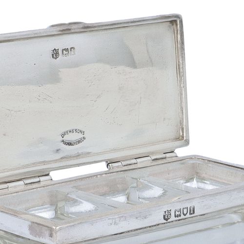 Edwardian Silver and Glass Stamp Box image-3