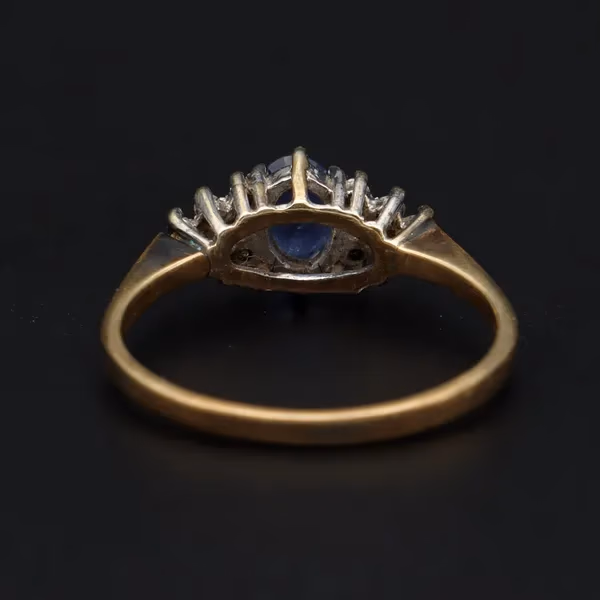 Retro Vintage Gold Sapphire Diamond Ring