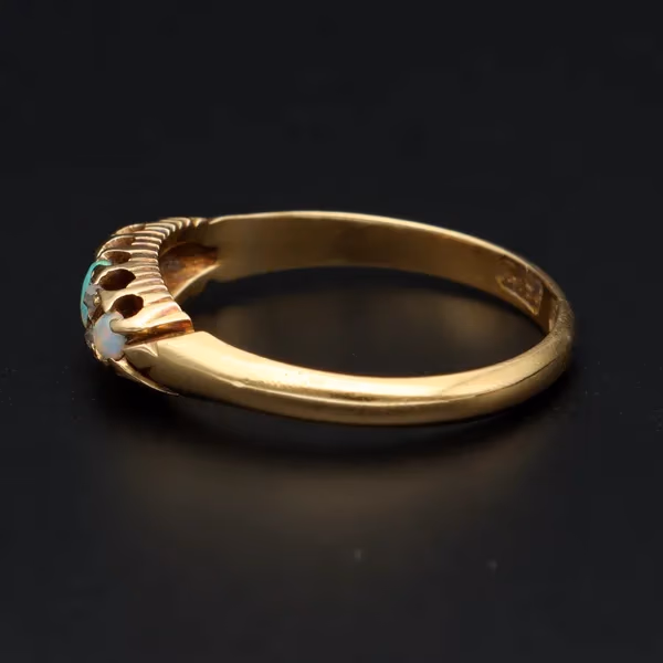 Edwardian 18ct Gold Opal Diamond Ring