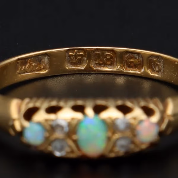 Edwardian 18ct Gold Opal Diamond Ring