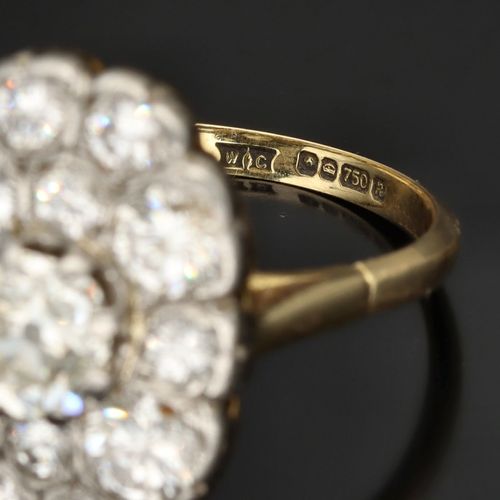 Early 20th Century 18ct Gold Diamond Cluster Ring image-4