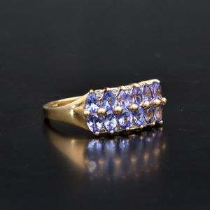 9ct Gold Tanzanite and Diamond Ring