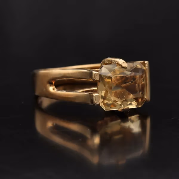 Heavy 9ct Gold Vintage Citrine Ring