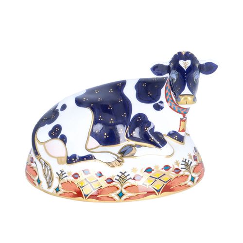 Royal Crown Derby Friesian Cow Buttercup Paperweight image-2