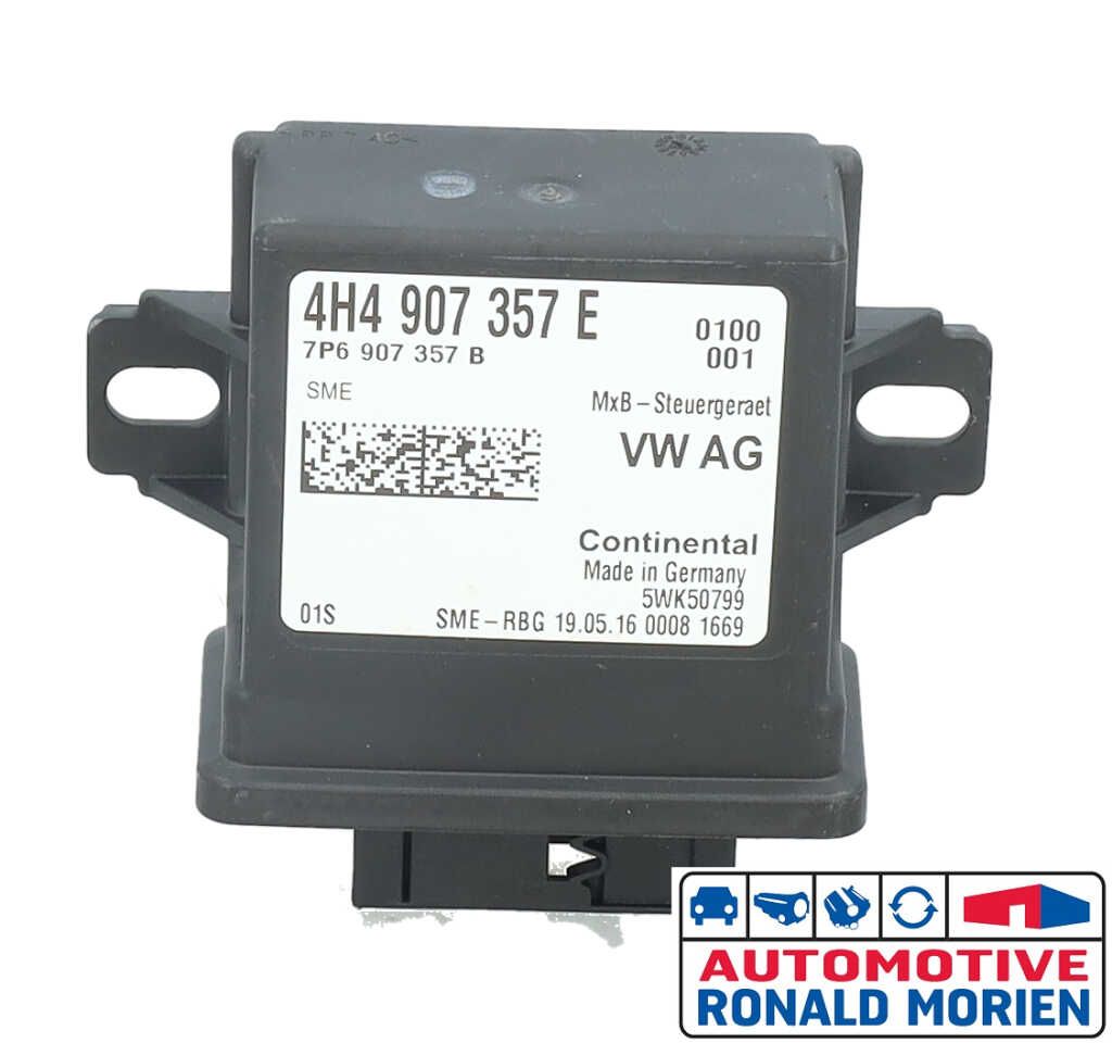 Używane Sterownik doswietlania zakretów Audi A6 (C7) 2.0 TDI 16V Cena € 89,00 Z VAT oferowane przez Automaterialen Ronald Morien B.V.