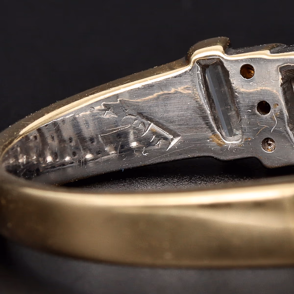 18ct Yellow Gold Angled Diamond Dress Ring