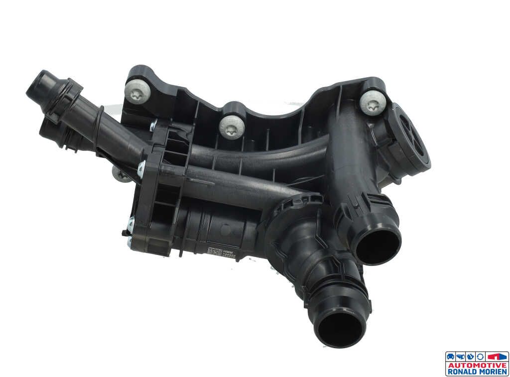 New Thermostat housing Volkswagen Tiguan (AD1) 2.0 TDI 16V Price € 99,00 Inclusive VAT offered by Automaterialen Ronald Morien B.V.