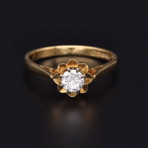 18ct Yellow Gold Diamond Solitaire Ring