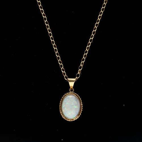 Opal Pendant on 9ct Gold Chain image-1