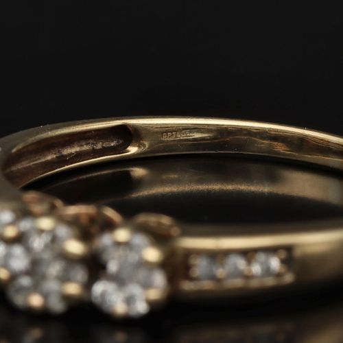 9ct Gold Diamond Ring image-4