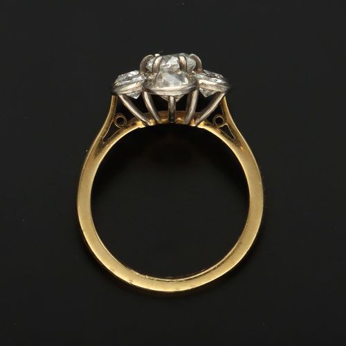 1920s 18ct Gold Diamond Ring image-4