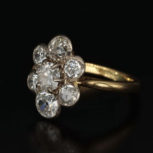 1920s 18ct Gold Diamond Ring image-3