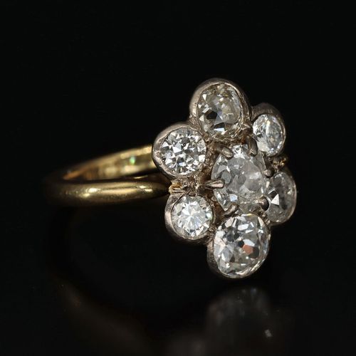1920s 18ct Gold Diamond Ring image-1