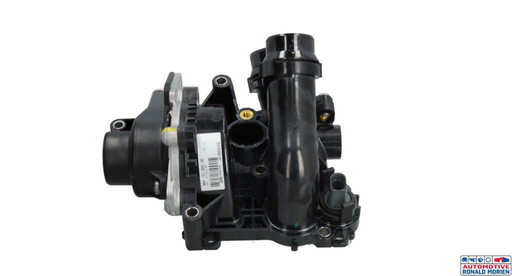New Water pump Audi A5 (8T3) 2.0 FSI 16V Price € 175,00 Inclusive VAT offered by Automaterialen Ronald Morien B.V.